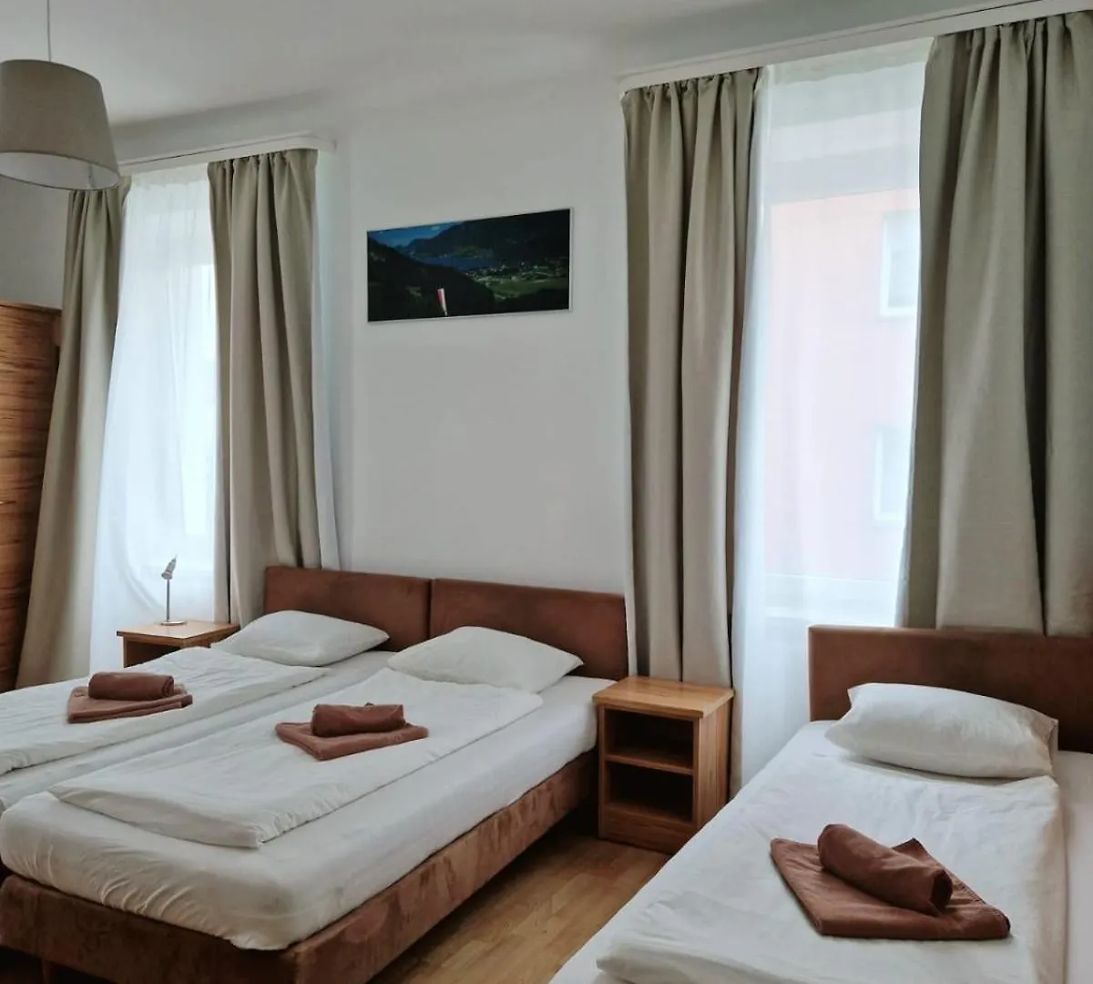 Pension Jahn Salisburgo 0*,